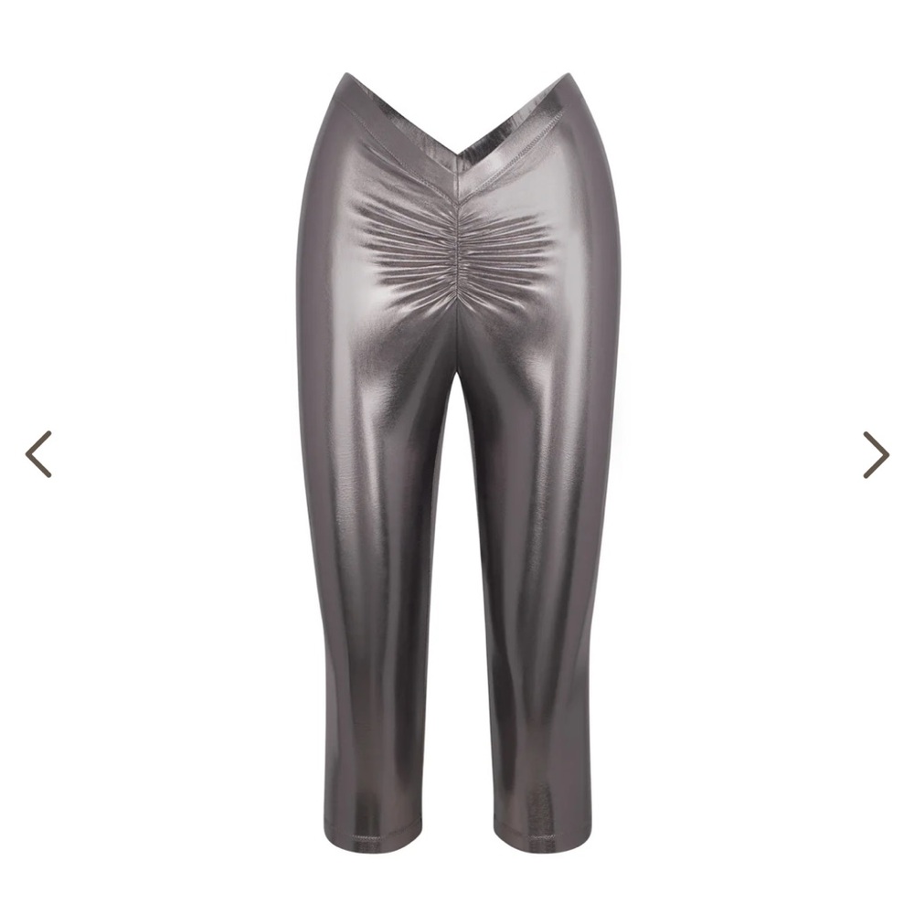 Metallic Swim V Waist Capri - L